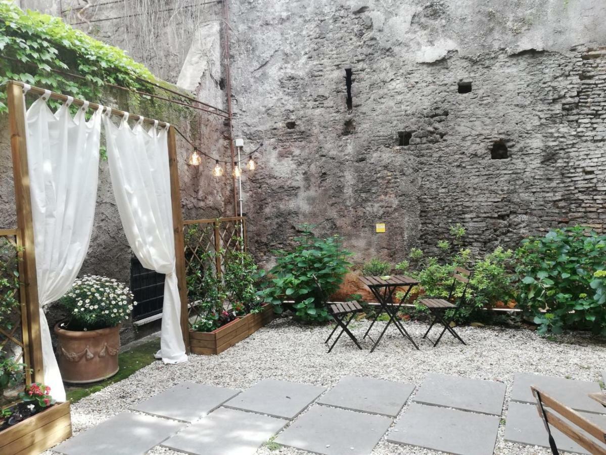 Guesthouse Coronari Courtyard Rome Extérieur photo